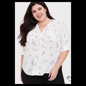 TORRID HARPER - IVORY DOG PRINT GEORGETTE BLOUSE SIZE 3
